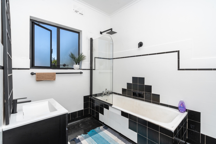 4 Bedroom Property for Sale in Pinelands Western Cape